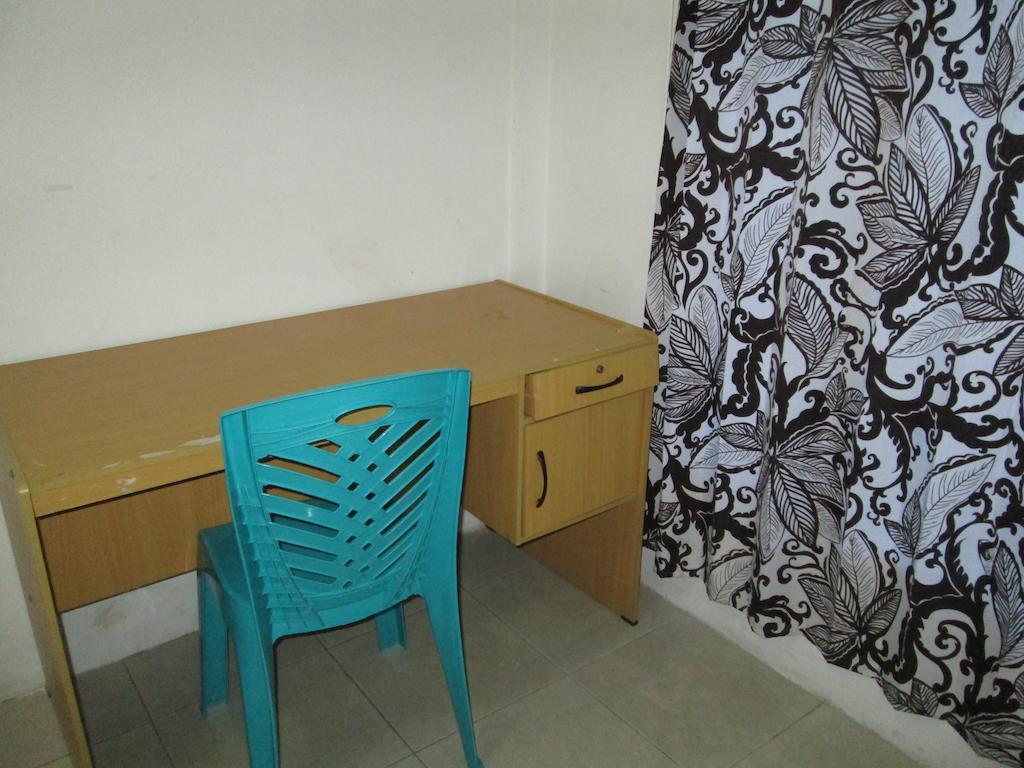 Sentosa76 Guest House Balikpapan  Bilik gambar