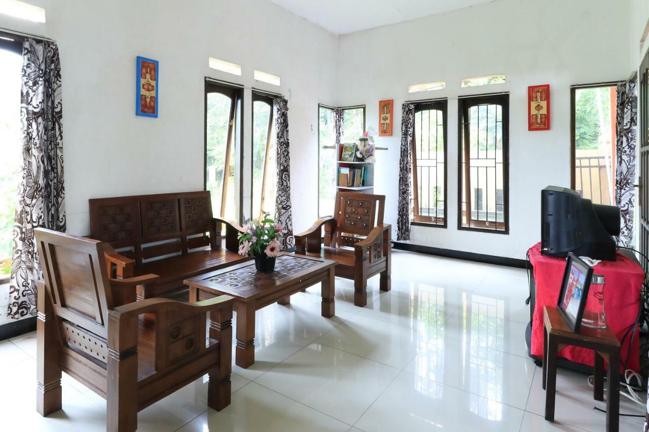 Sentosa76 Guest House Balikpapan  Luaran gambar